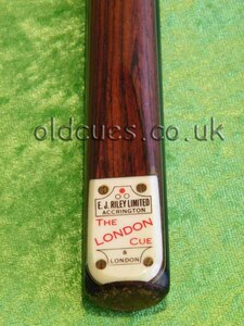 Thumbnail of london_cue_5038574218_badge.jpg